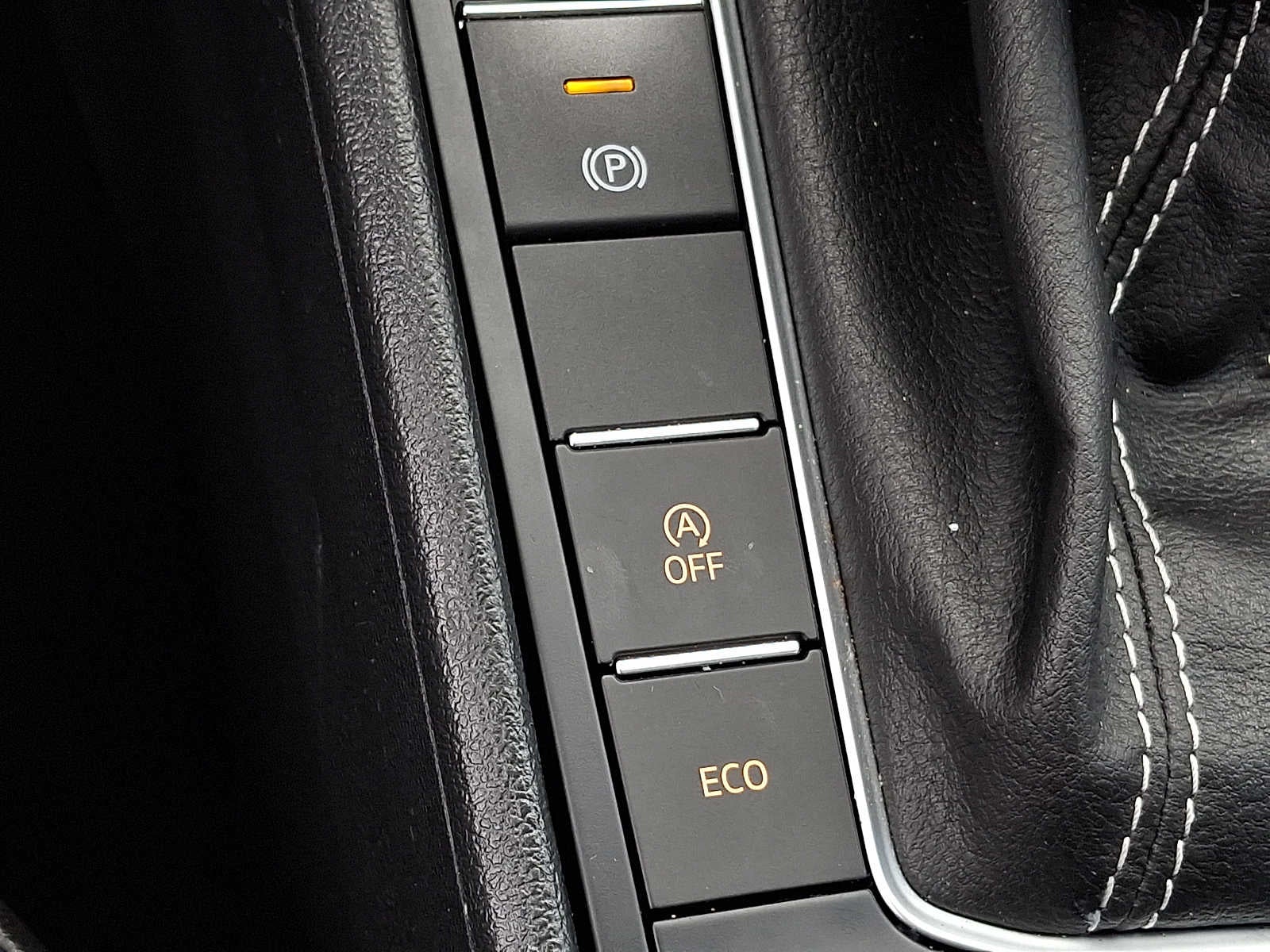 2023 Volkswagen Jetta SE Auto