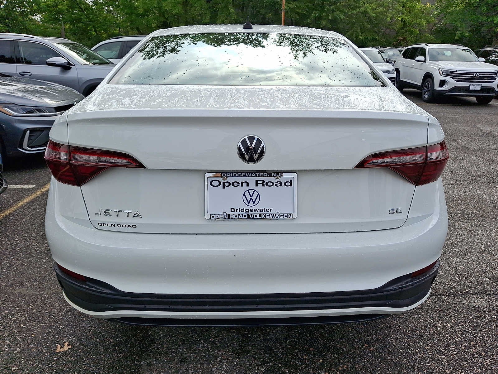 2023 Volkswagen Jetta SE Auto