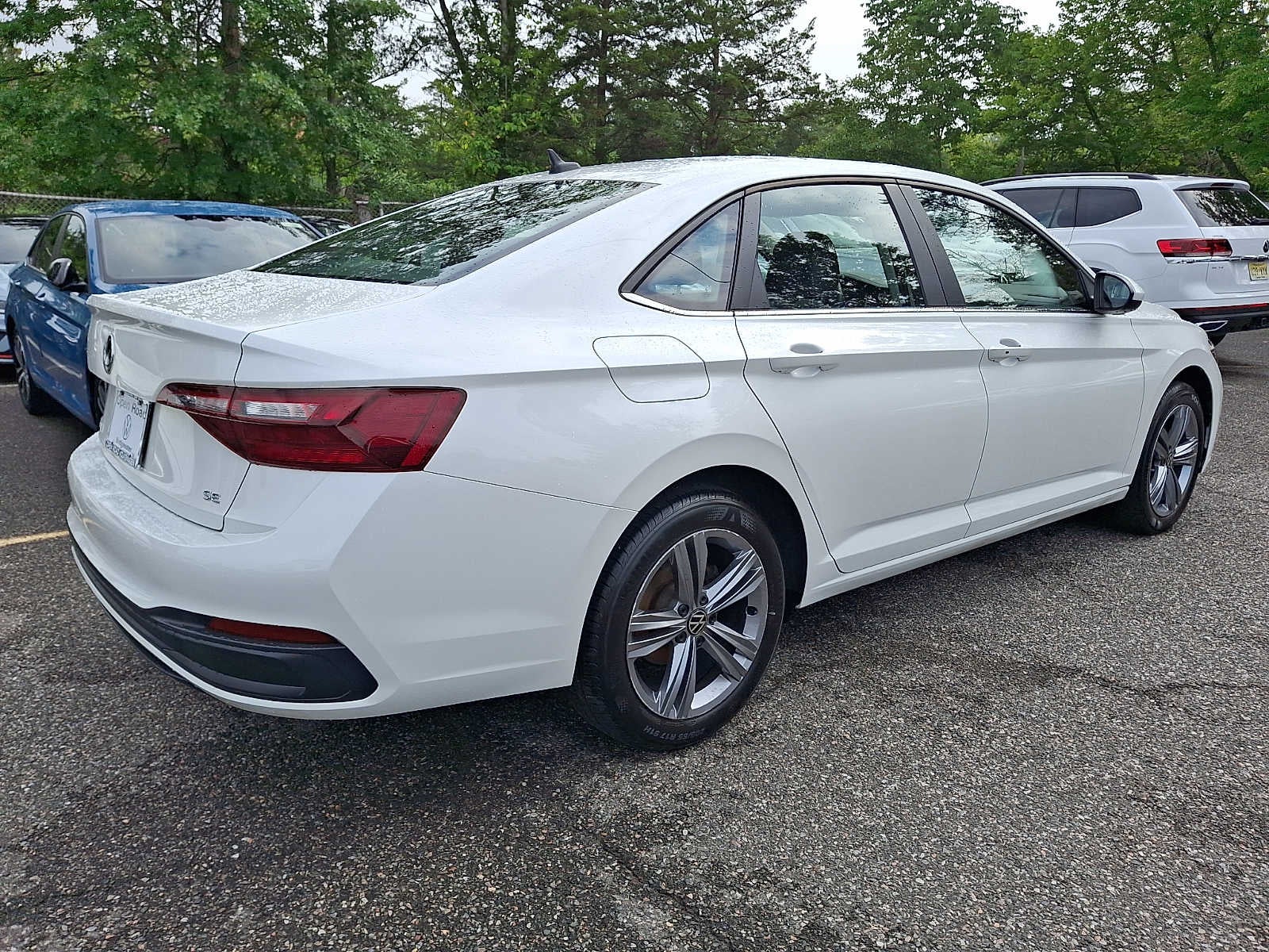 2023 Volkswagen Jetta SE Auto