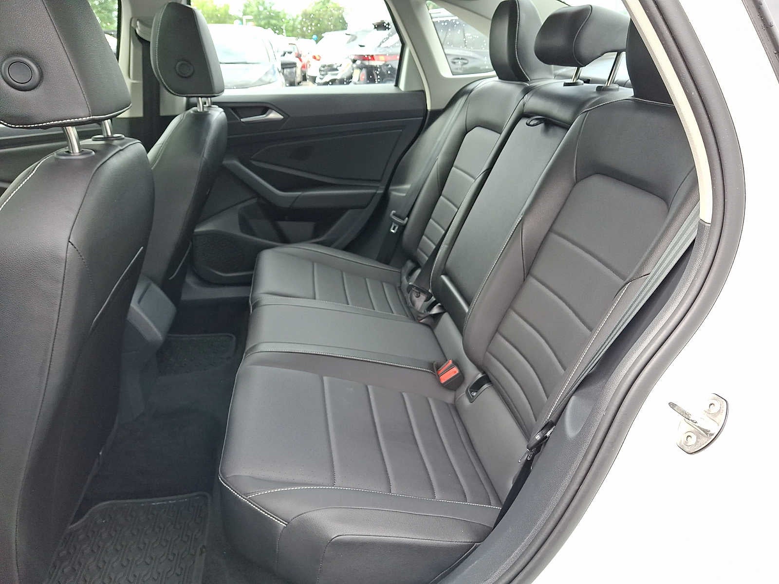 2023 Volkswagen Jetta SE Auto
