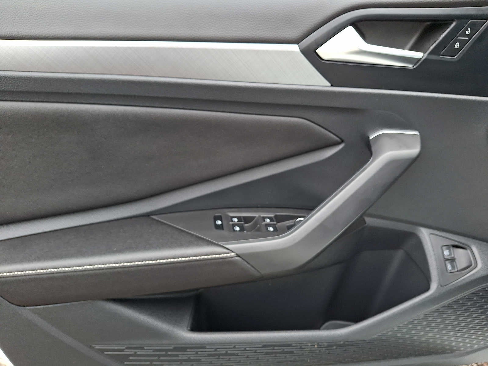 2023 Volkswagen Jetta SE Auto