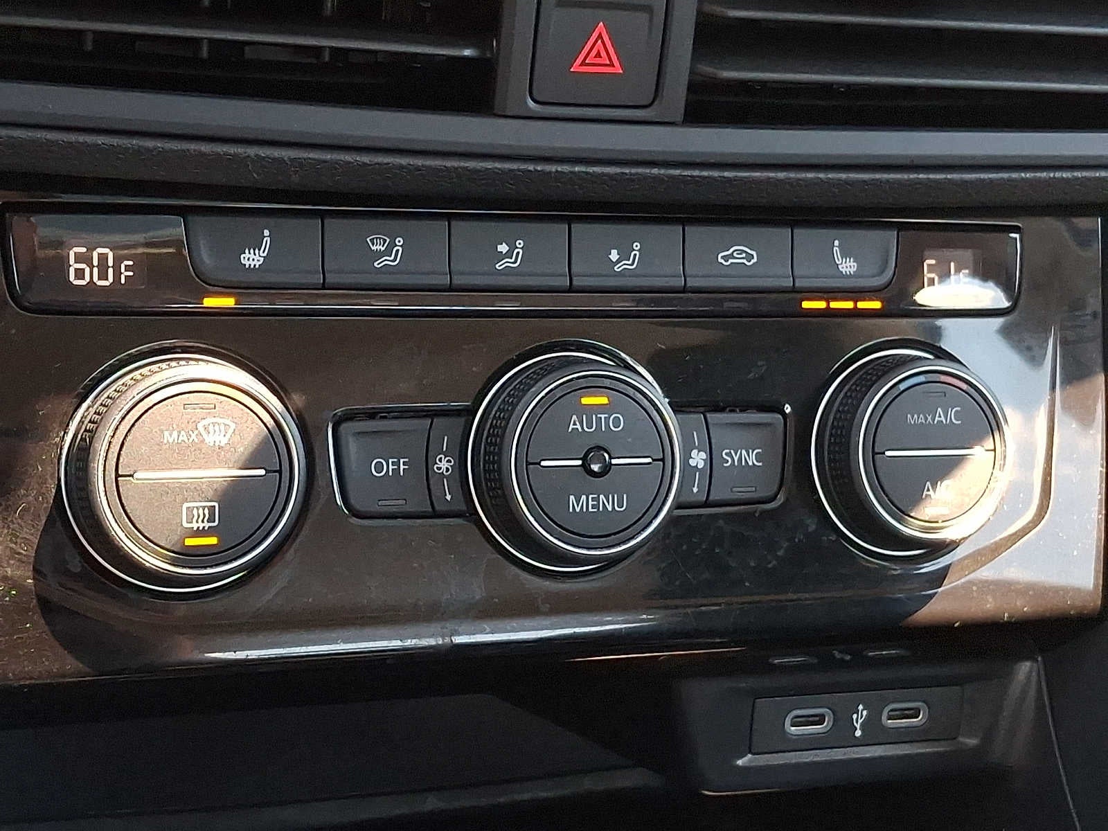 2023 Volkswagen Jetta SE Auto