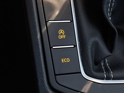 2023 Volkswagen Jetta SE Auto