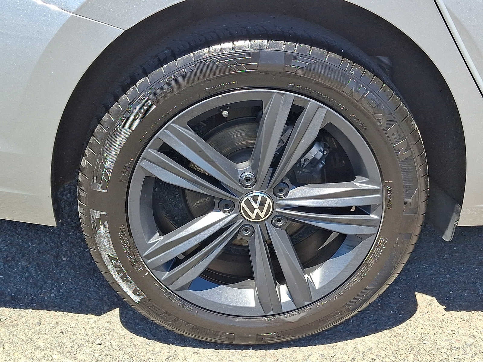 2023 Volkswagen Jetta SE Auto