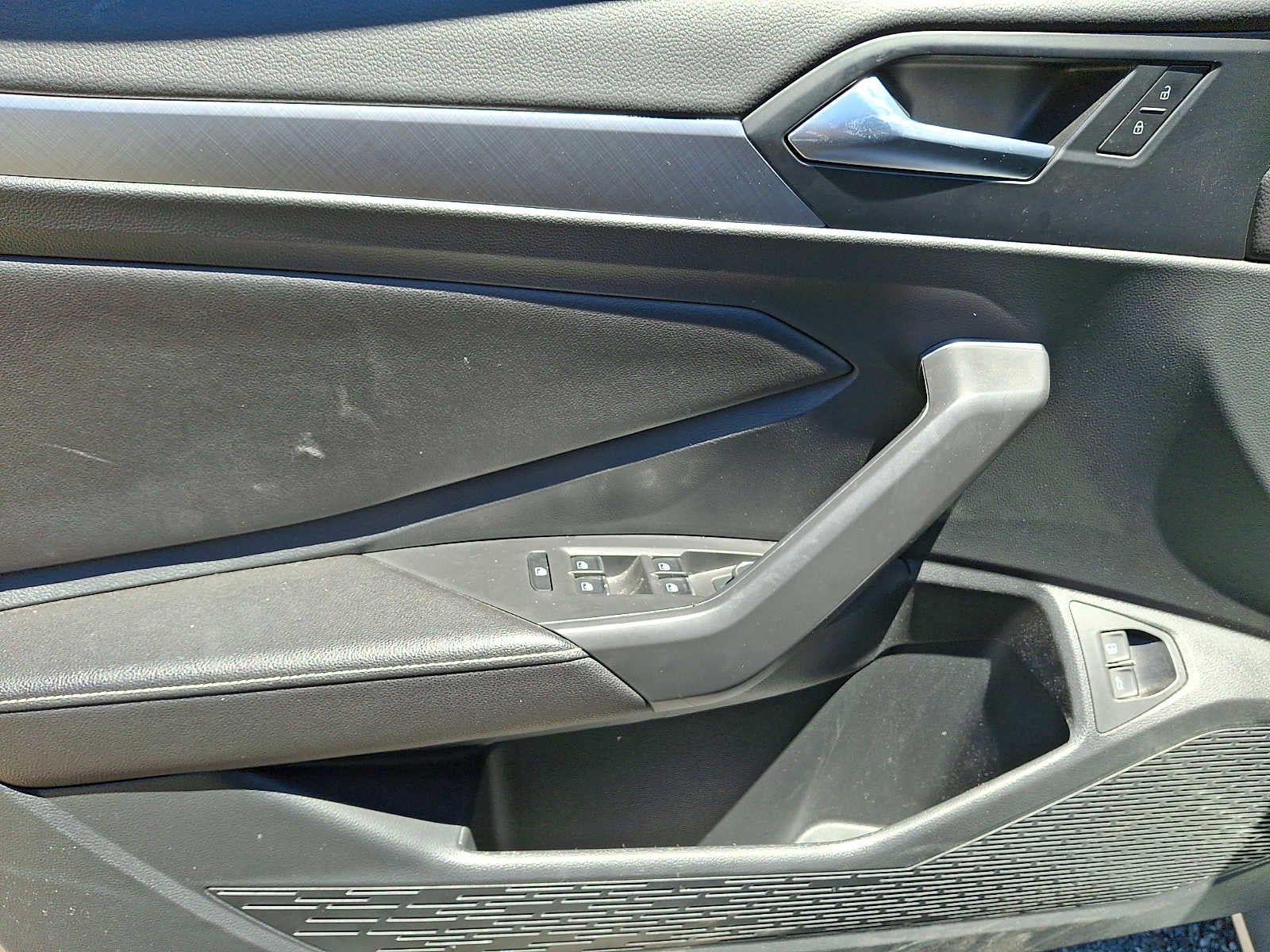 2023 Volkswagen Jetta SE Auto