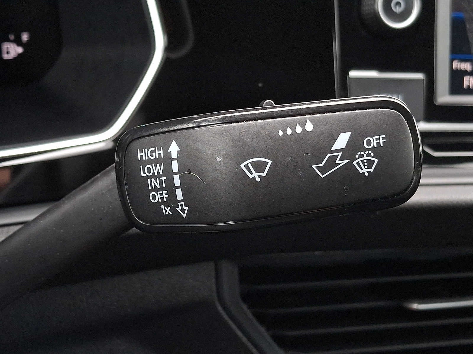 2023 Volkswagen Jetta Sport Auto