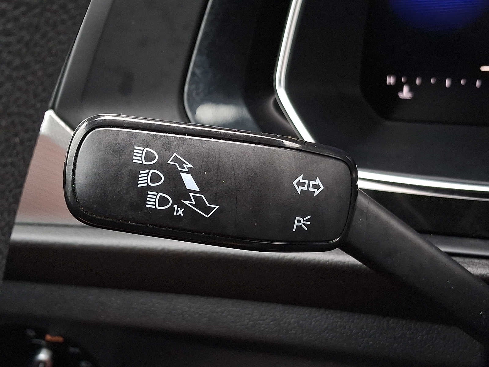 2023 Volkswagen Jetta Sport Auto