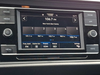 2022 Volkswagen Jetta SE Auto