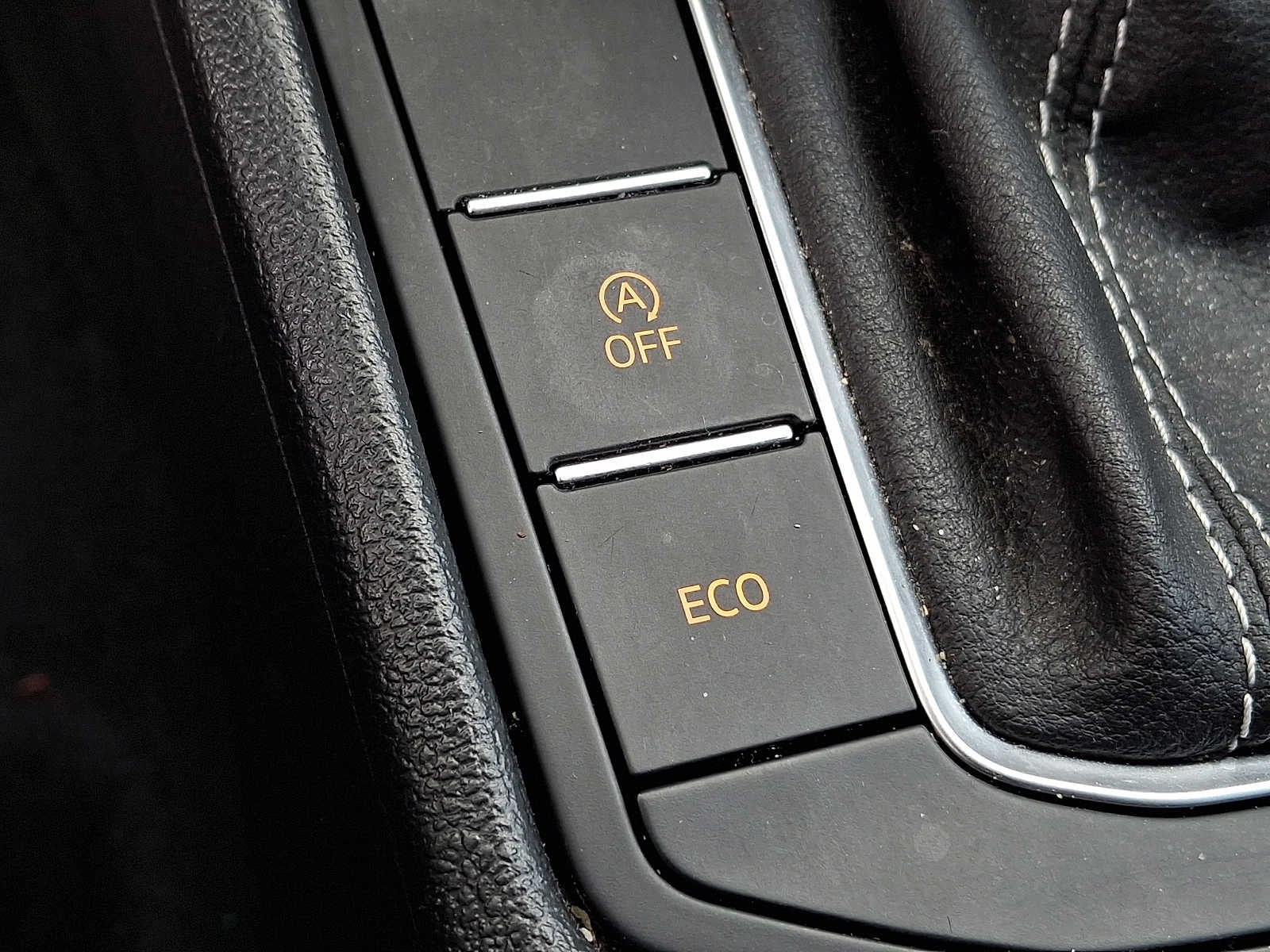 2022 Volkswagen Jetta SE Auto