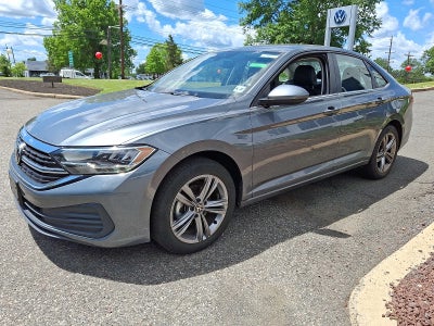 2022 Volkswagen Jetta SE Auto