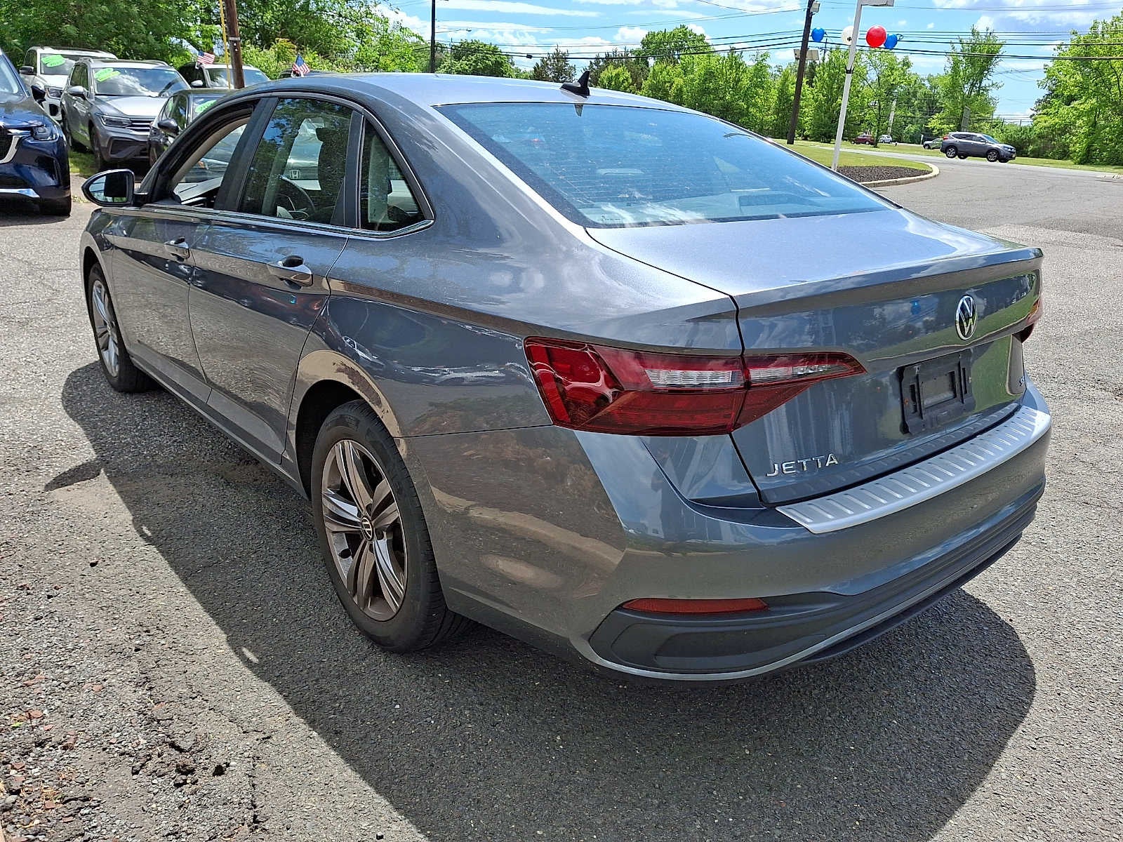 2022 Volkswagen Jetta SE Auto