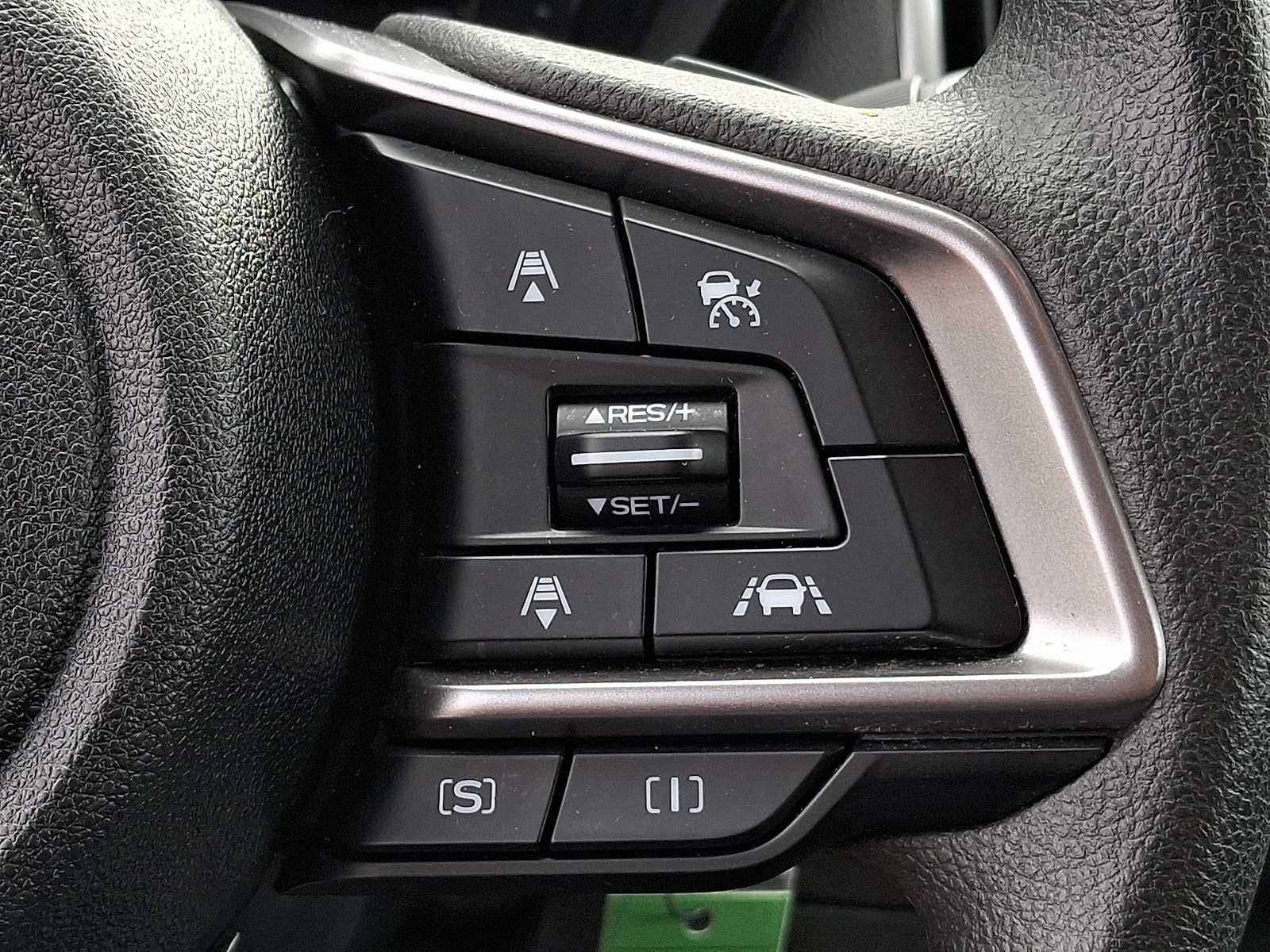 2023 Subaru Impreza Premium 5-door CVT