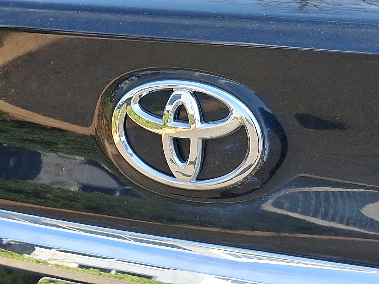 2015 Toyota Camry 4dr Sdn I4 Auto XLE