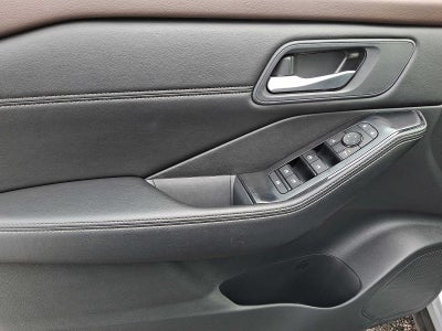 2023 Nissan Rogue AWD SV