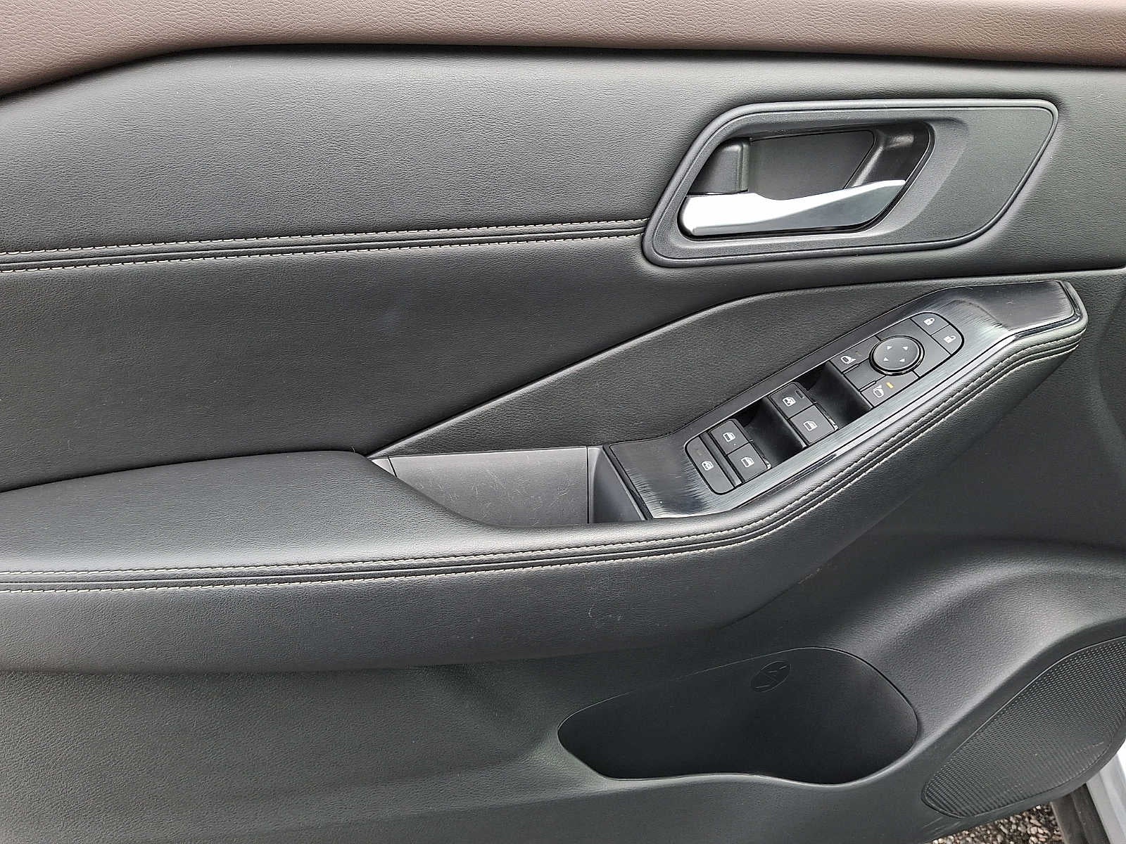 2023 Nissan Rogue AWD SV