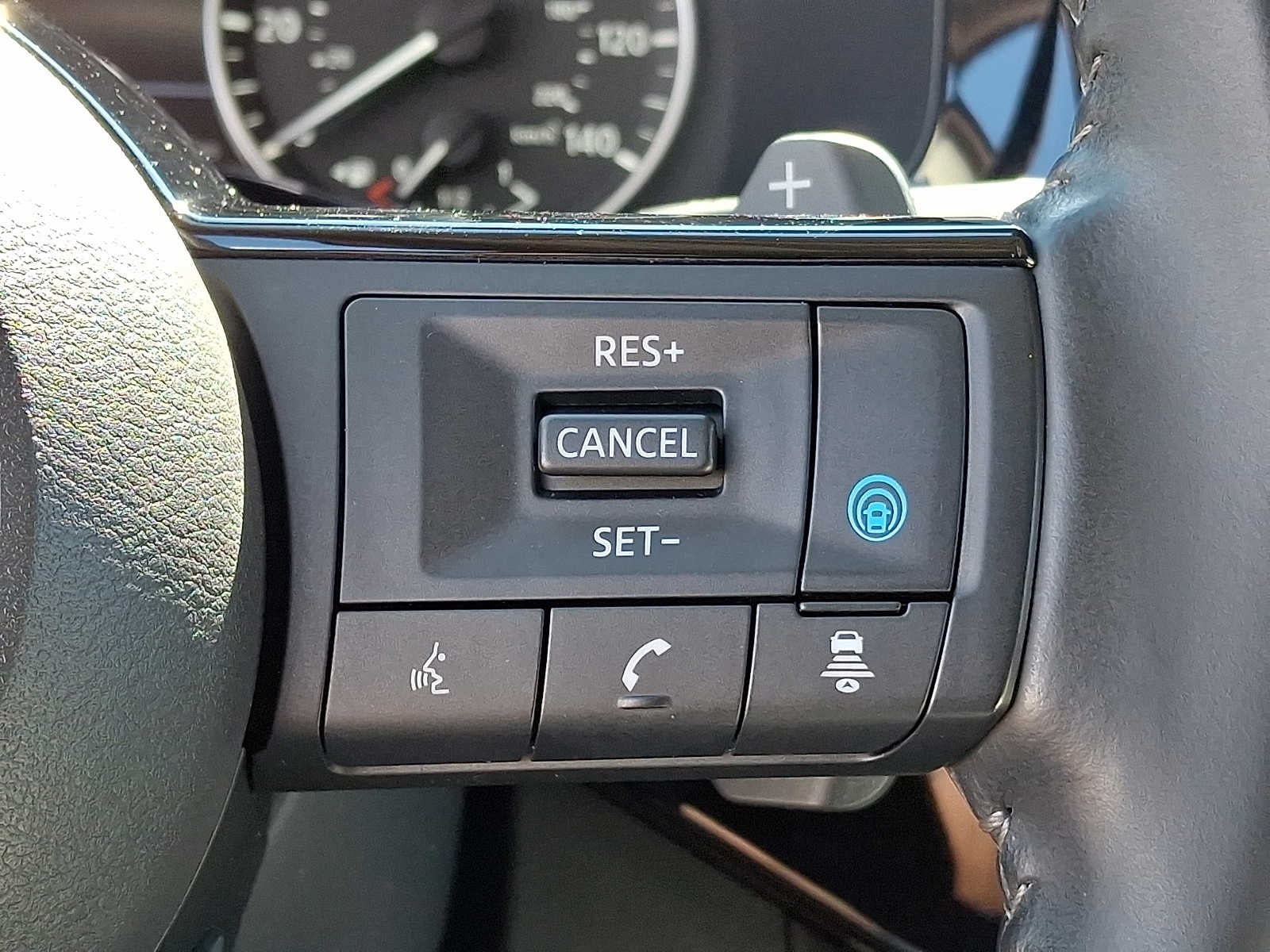2022 Nissan Pathfinder SV 4WD