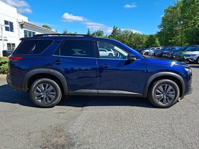 2022 Nissan Pathfinder SV 4WD