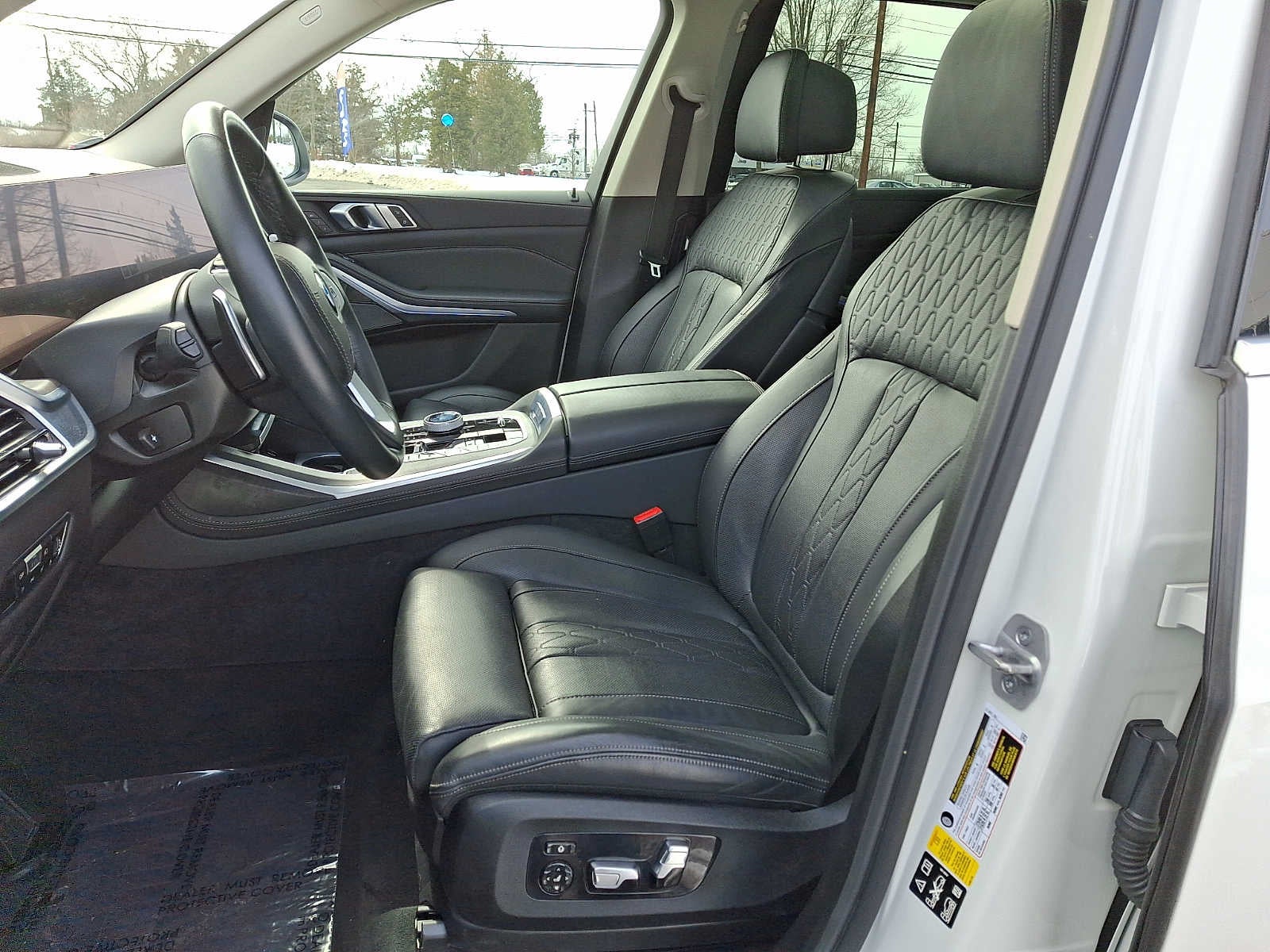 2023 BMW X7 xDrive40i Sports Activity Vehicle