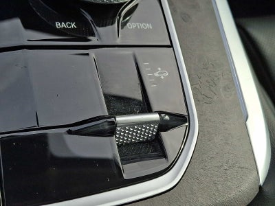 2023 BMW X7 xDrive40i Sports Activity Vehicle