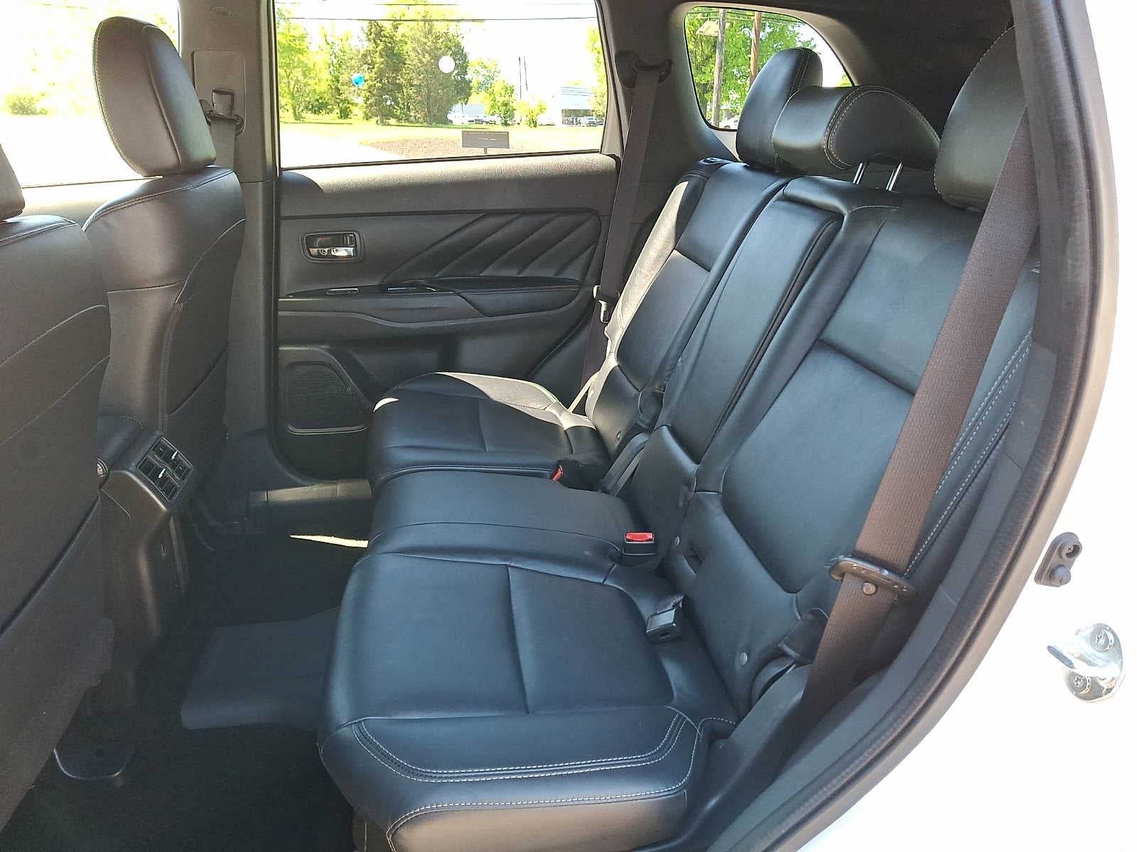 2019 Mitsubishi Outlander PHEV SEL S-AWC