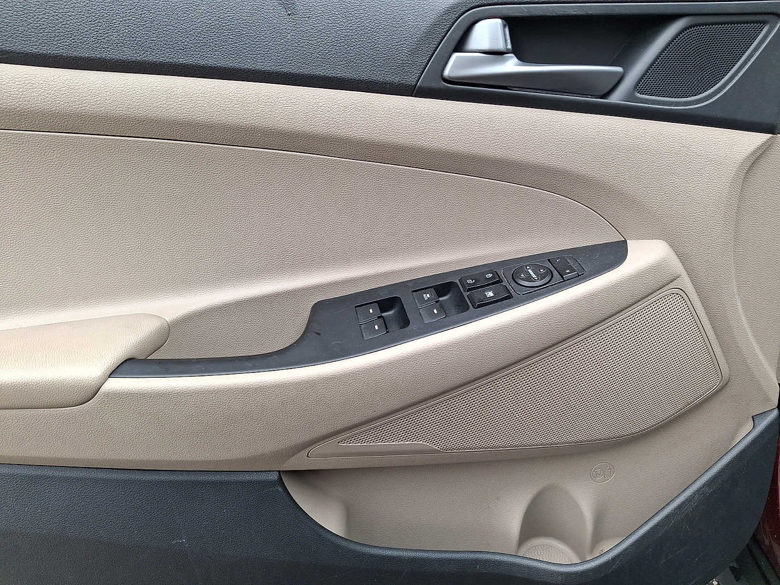2016 Hyundai Tucson AWD 4dr SE w/Beige Int
