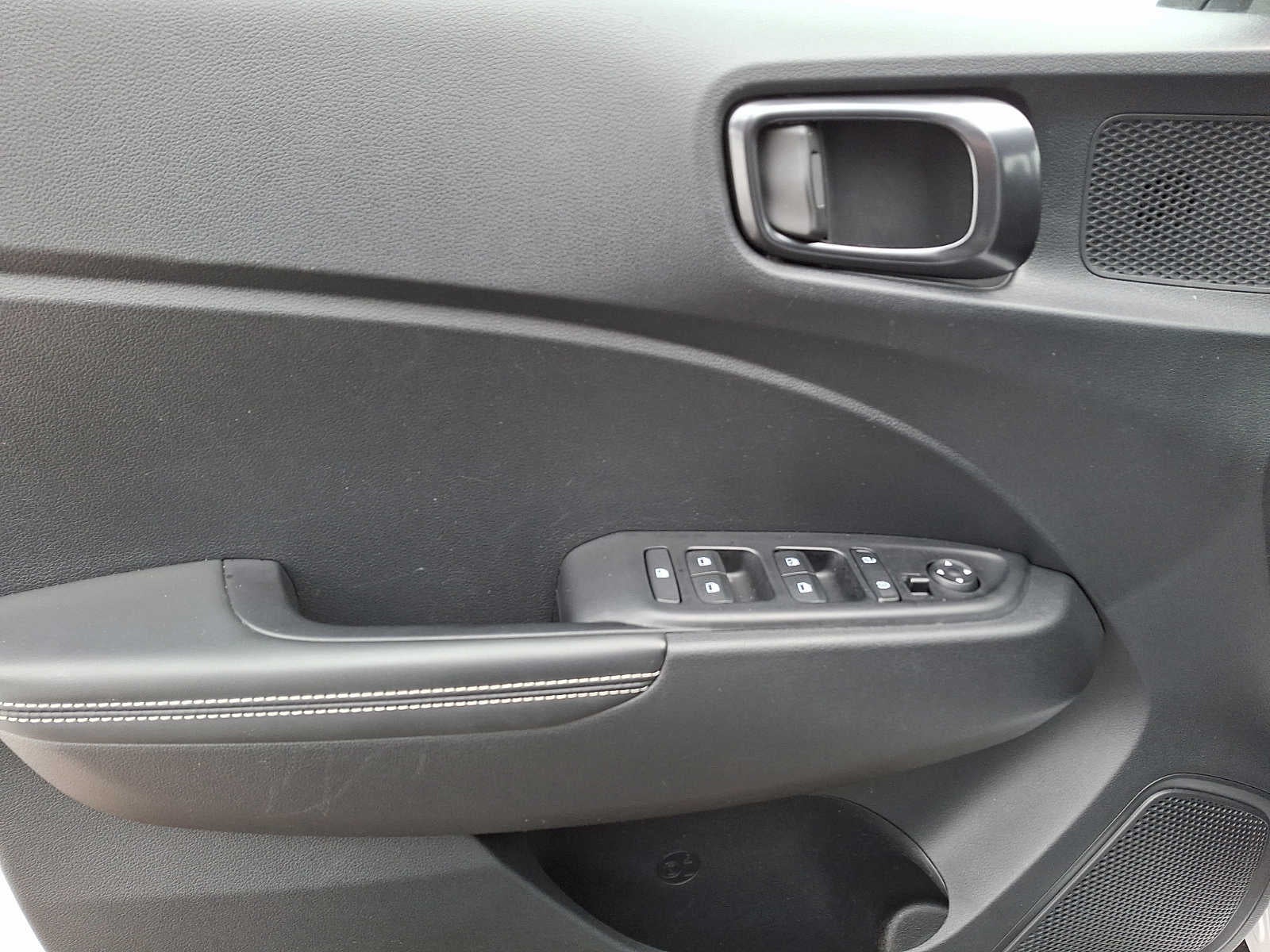 2023 Hyundai Venue Limited IVT