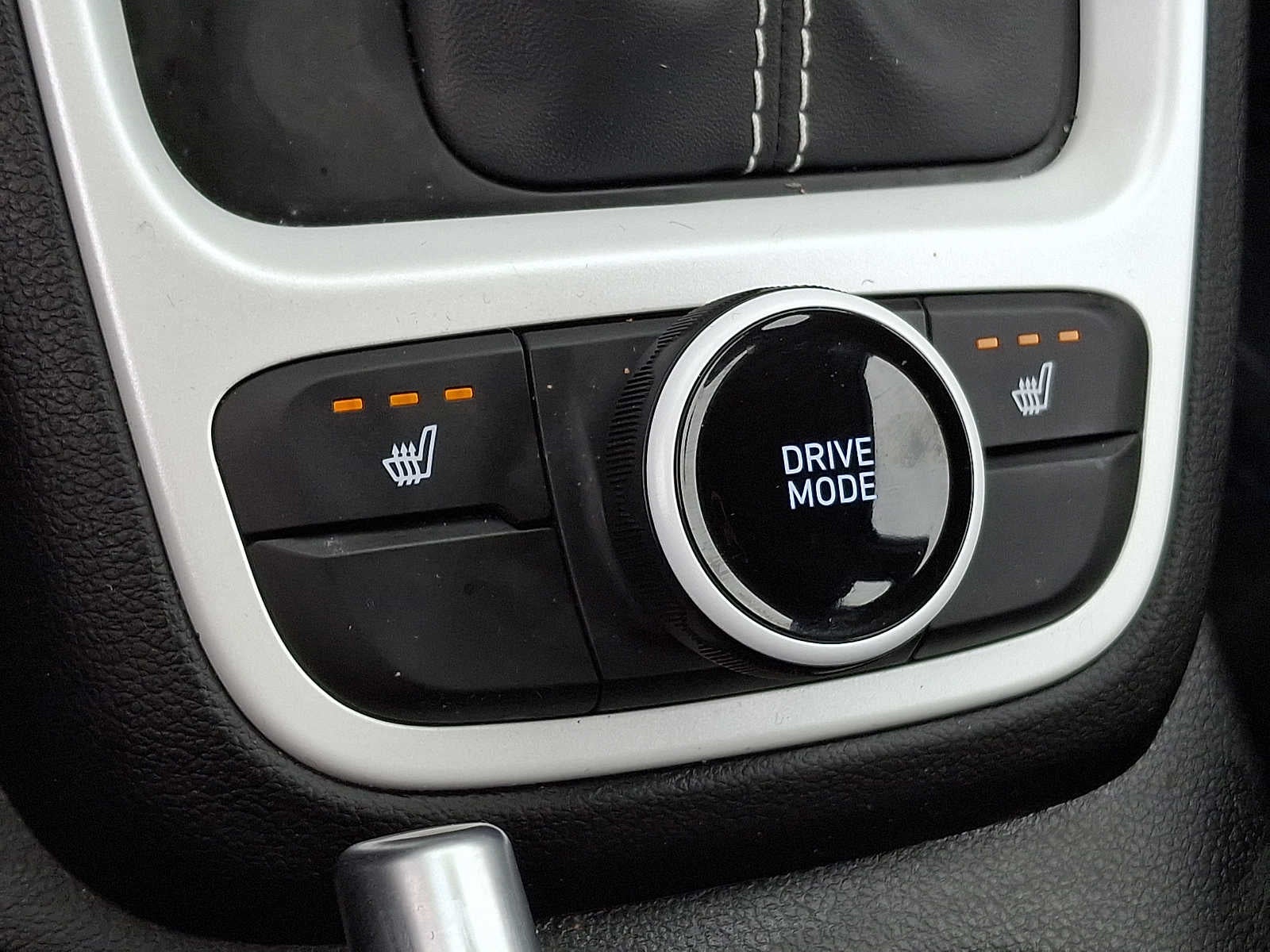 2023 Hyundai Venue Limited IVT