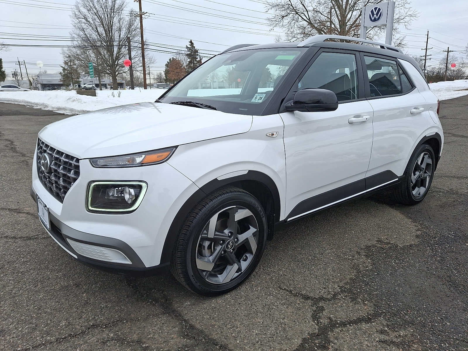 2023 Hyundai Venue Limited IVT