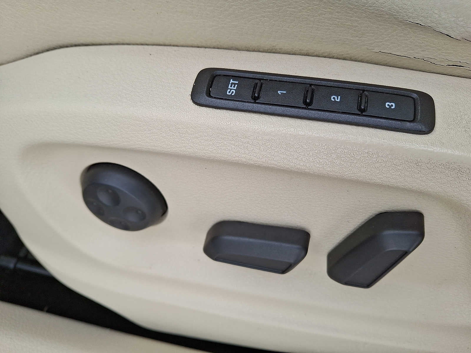 2012 Volkswagen Tiguan 4WD 4dr Auto SEL