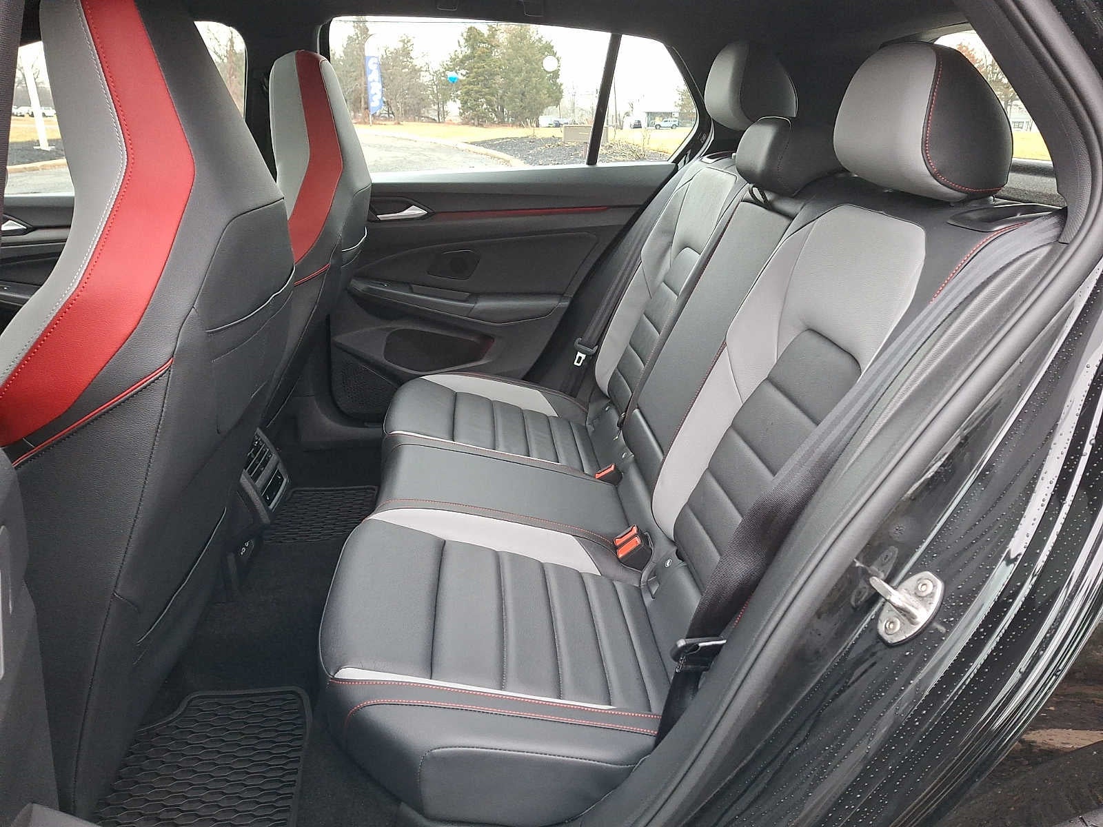 2024 Volkswagen Golf GTI 2.0T Autobahn DSG