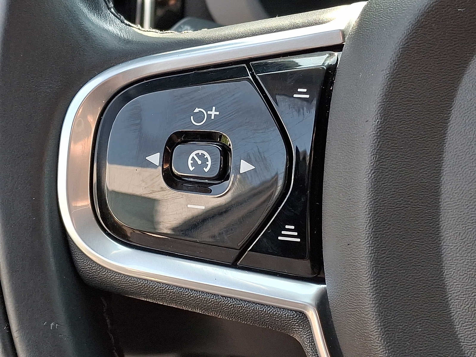 2020 Volvo XC60 T5 AWD Inscription