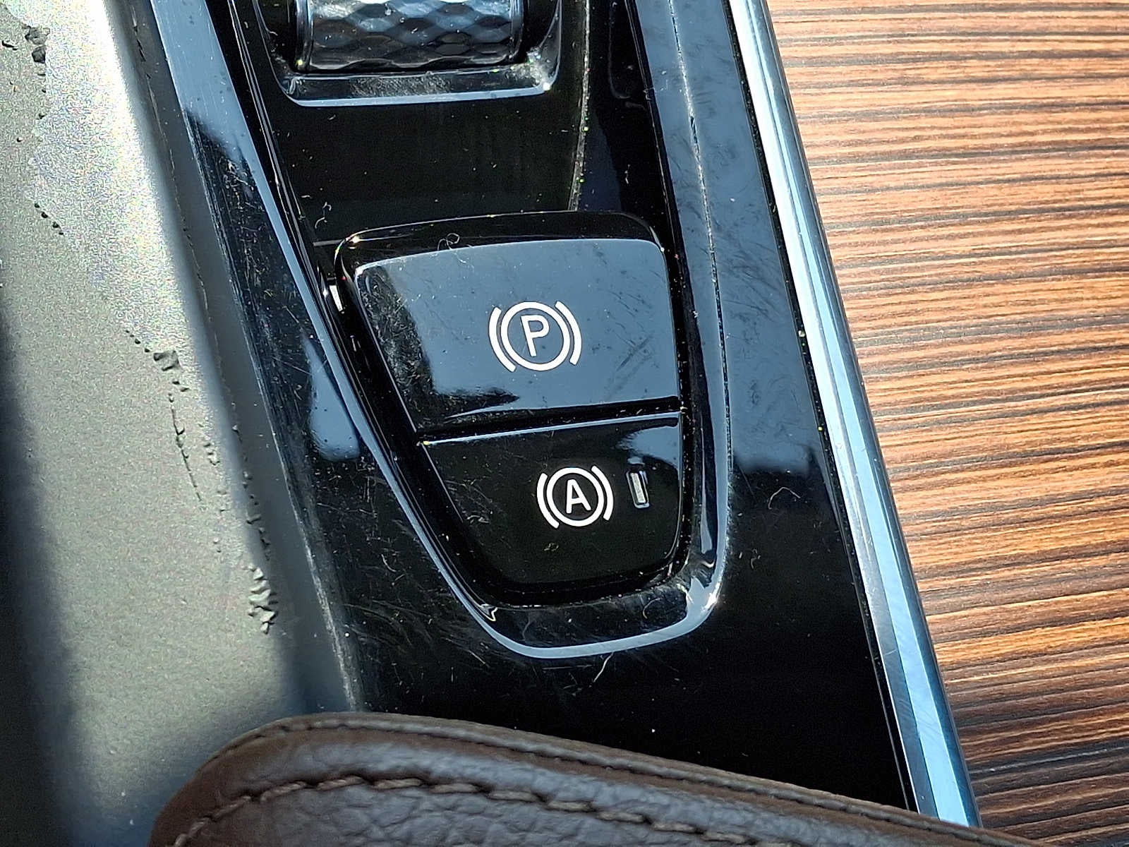2020 Volvo XC60 T5 AWD Inscription