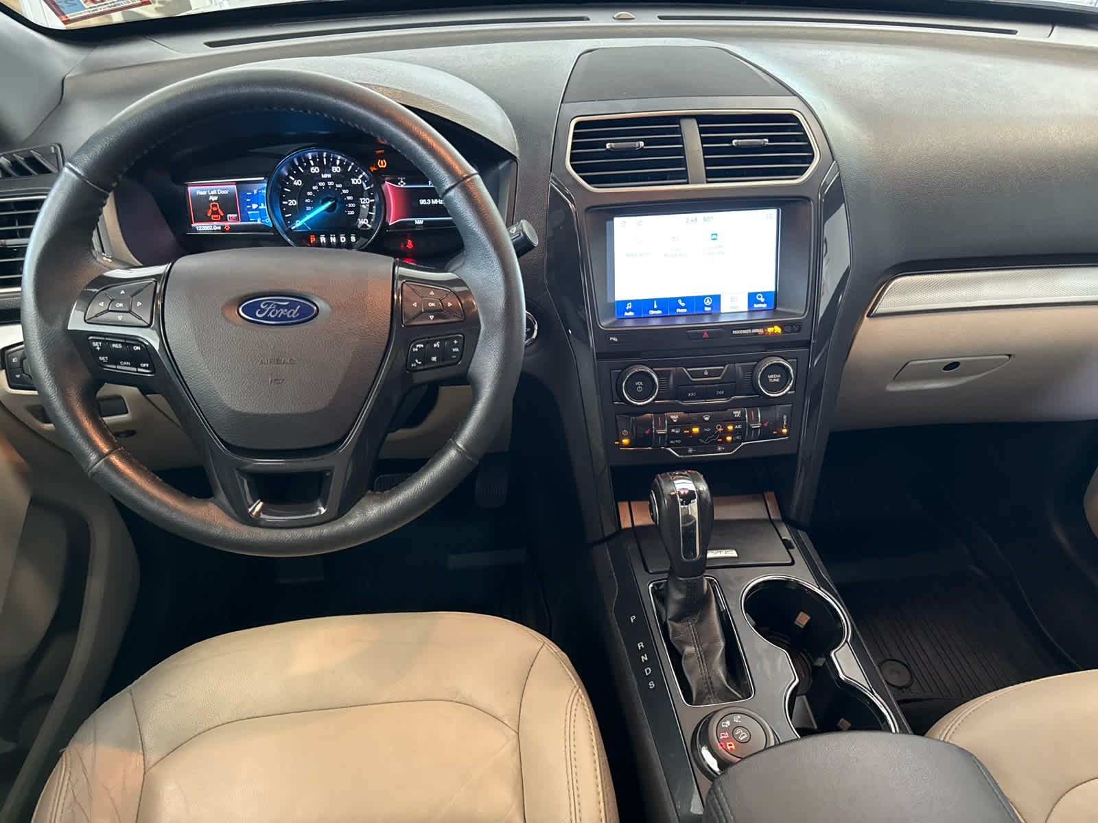 2018 Ford Explorer XLT 4WD
