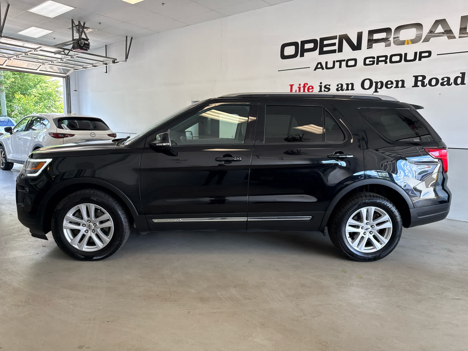 2018 Ford Explorer XLT 4WD
