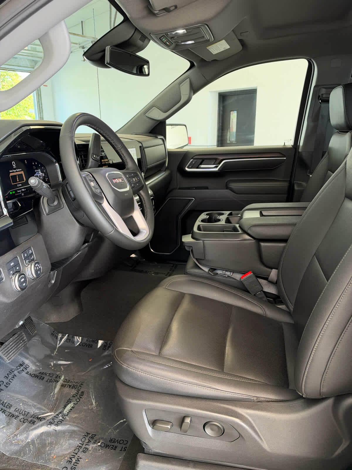2025 GMC Sierra 1500 4WD Crew Cab 147 SLT