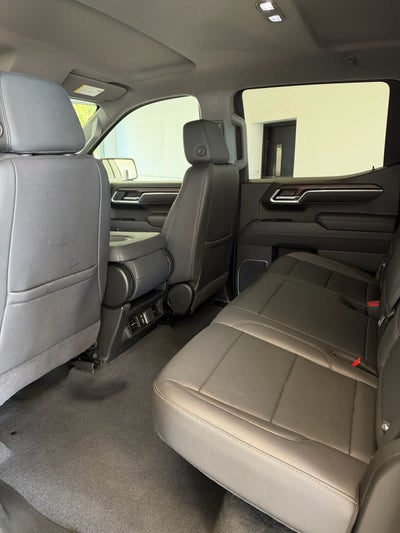 2025 GMC Sierra 1500 4WD Crew Cab 147 SLT
