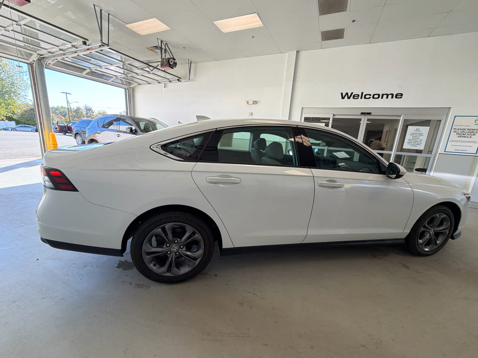2023 Honda Accord EX CVT
