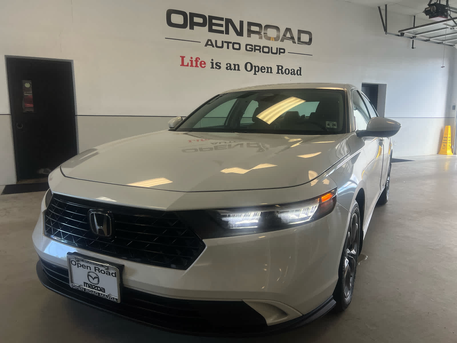 2023 Honda Accord EX CVT