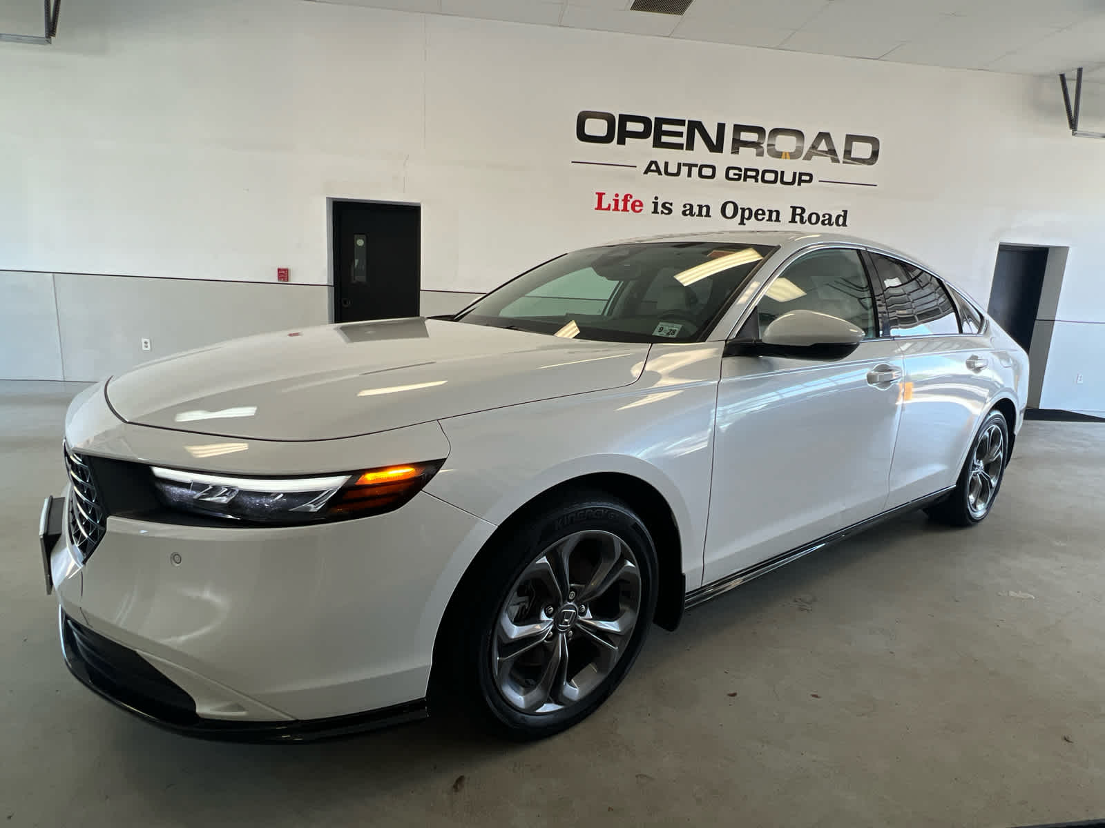 2023 Honda Accord Hybrid EX-L Sedan