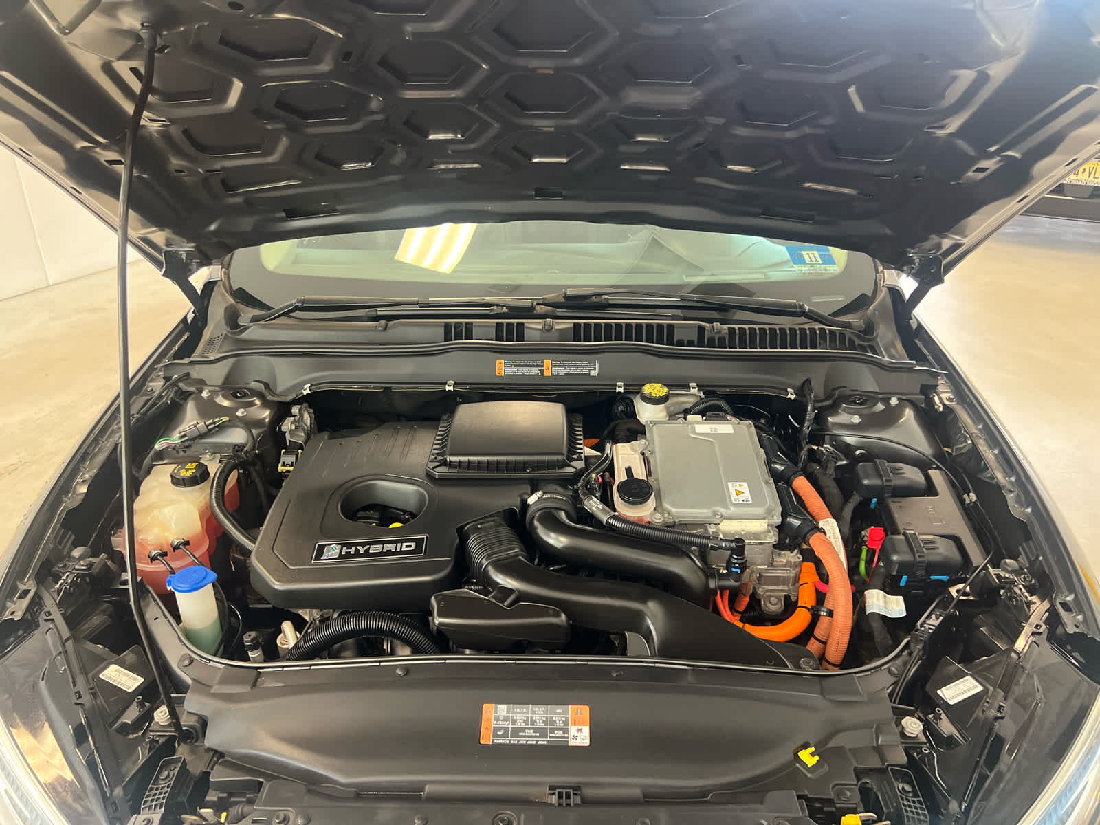 2019 Ford Fusion Hybrid Titanium FWD