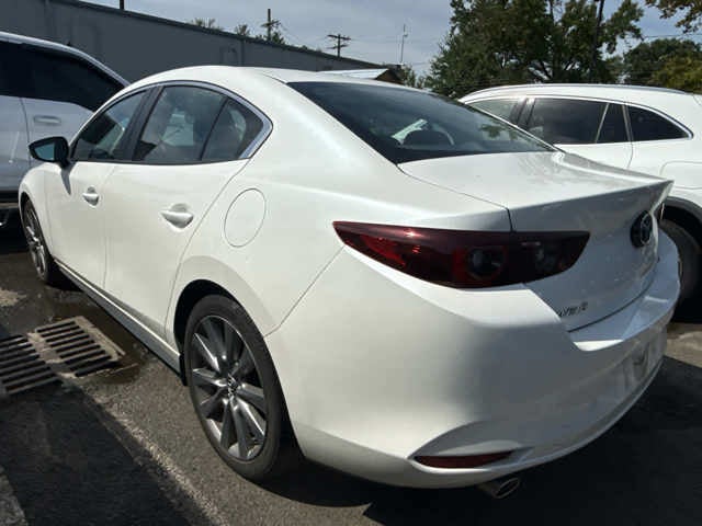 2024 Mazda MAZDA3 2.5 S Preferred FWD