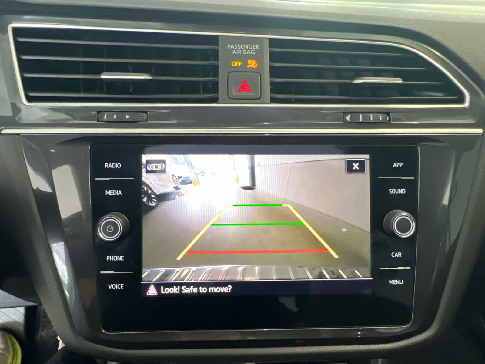 2023 Volkswagen Tiguan 2.0T SE 4MOTION
