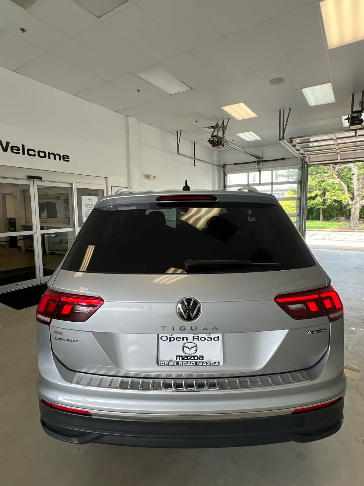 2023 Volkswagen Tiguan 2.0T SE 4MOTION