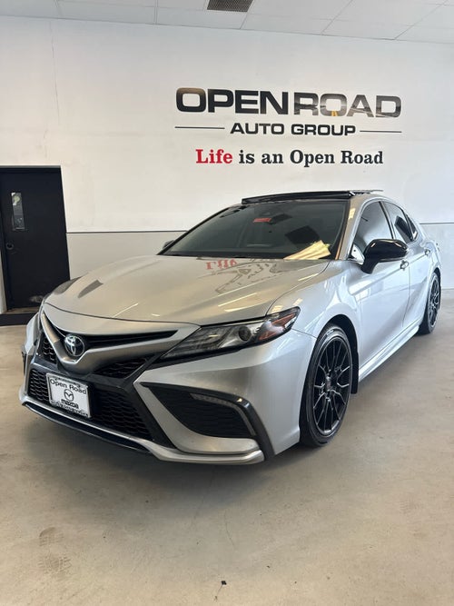 2021 Toyota Camry XSE Auto