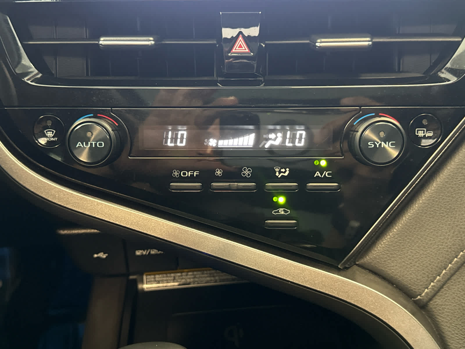 2021 Toyota Camry XSE Auto