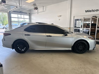 2021 Toyota Camry XSE Auto
