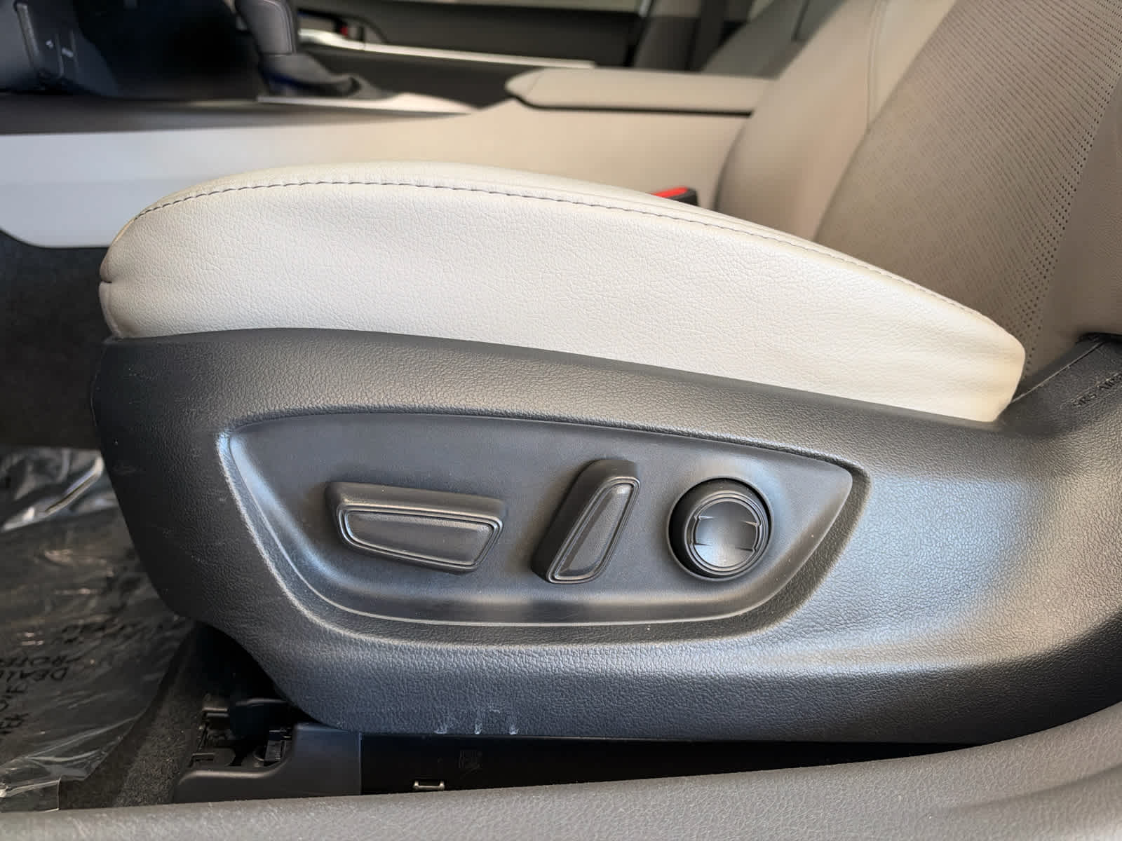 2024 Toyota Camry XSE Auto