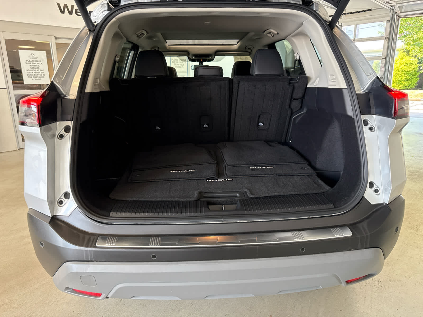 2023 Nissan Rogue AWD SV