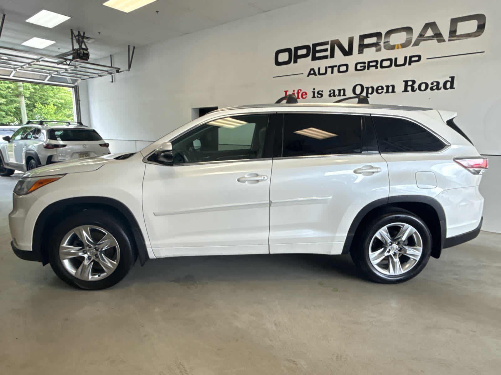 2014 Toyota Highlander AWD 4dr V6 Limited