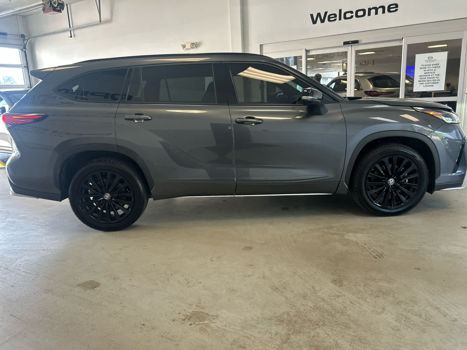 2023 Toyota Highlander XSE AWD